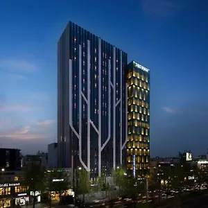 The Recenz Premium Gangnam Garosu-gil Hotel