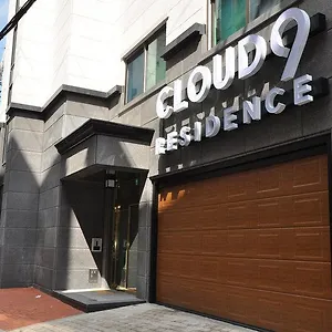 Cloud 9 Hotel